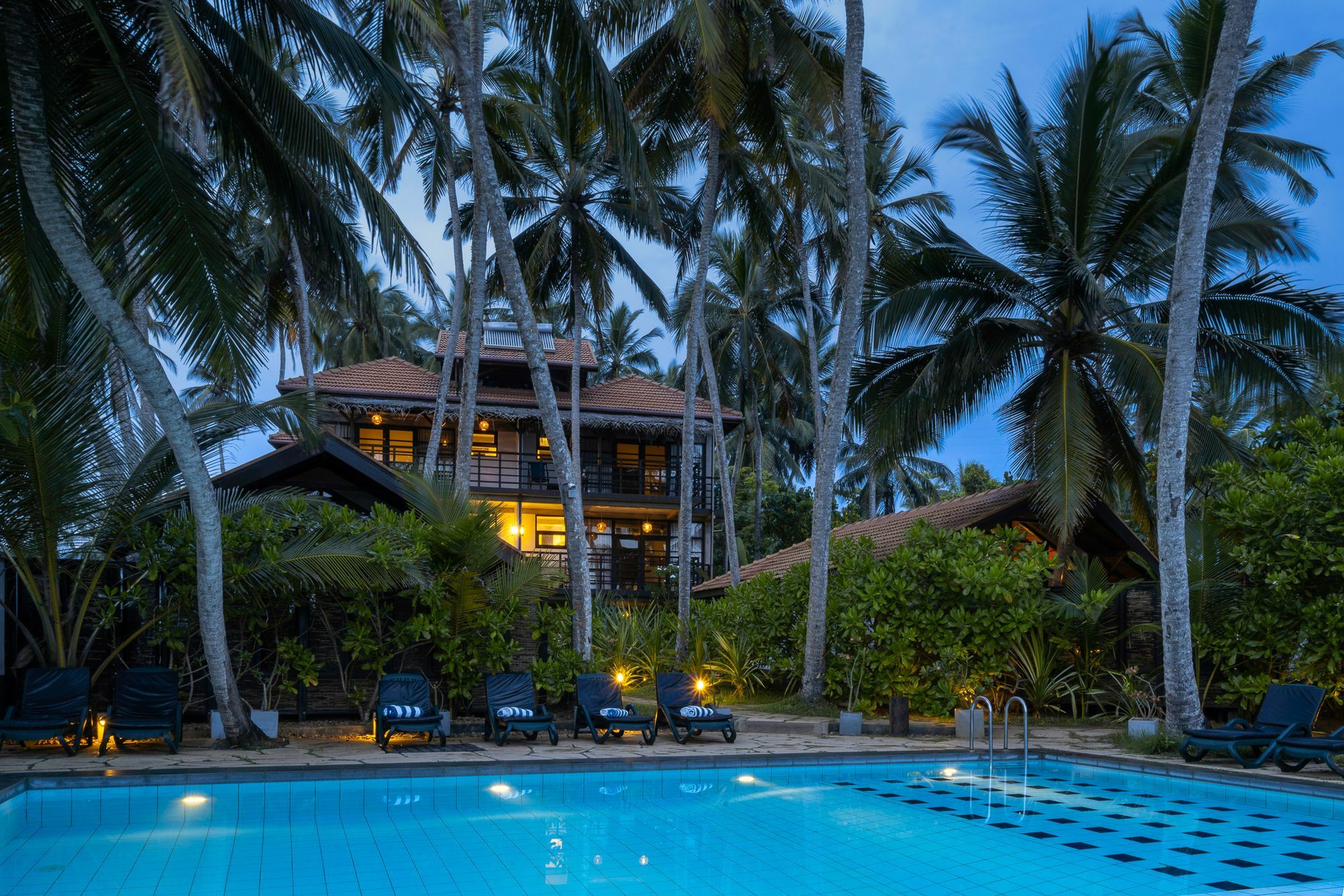 Seven Turtles Hotel Tangalle Exterior photo